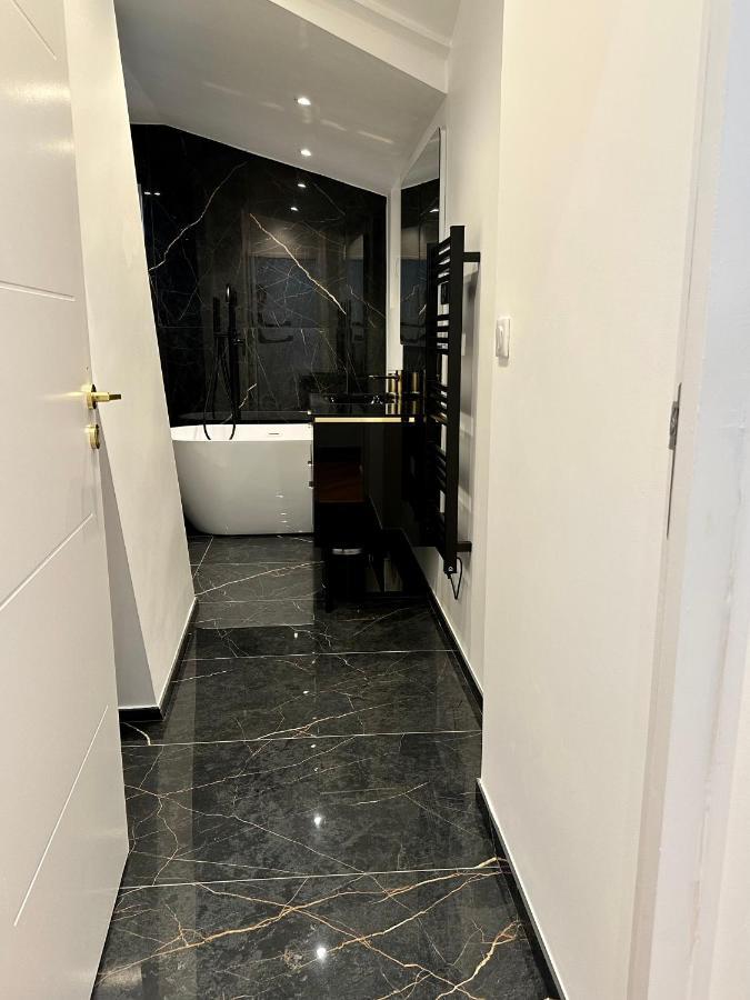 Bel Appartement Avec Parking Au Coeur De 랭스 외부 사진