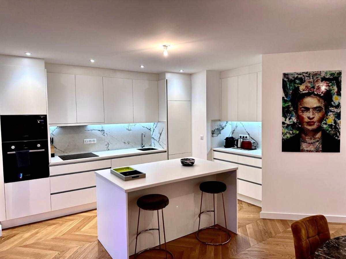 Bel Appartement Avec Parking Au Coeur De 랭스 외부 사진